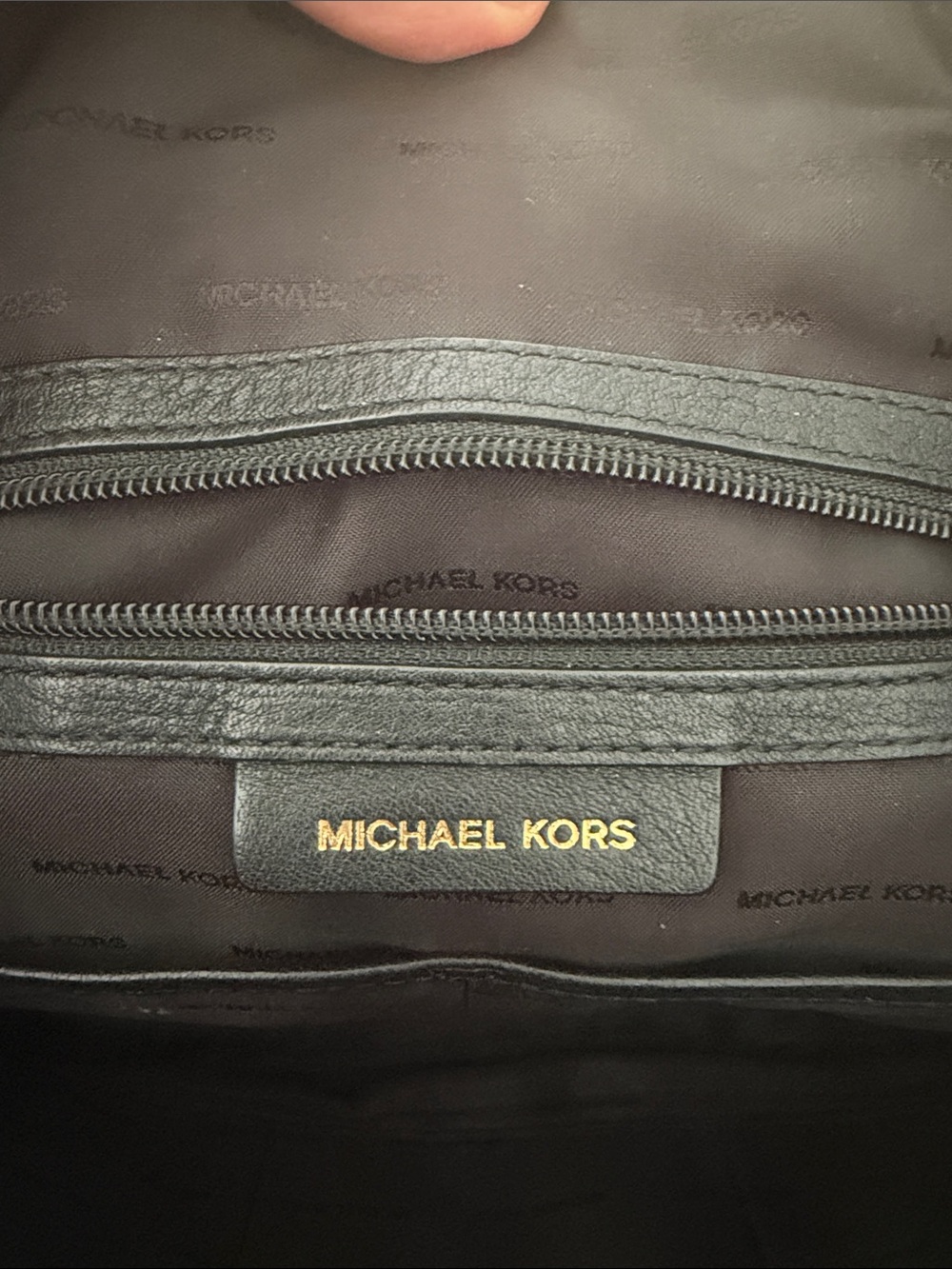 Michael Kors Black Pebbled Leather Satchel / Crossbody Bag - Picture 5 of 8